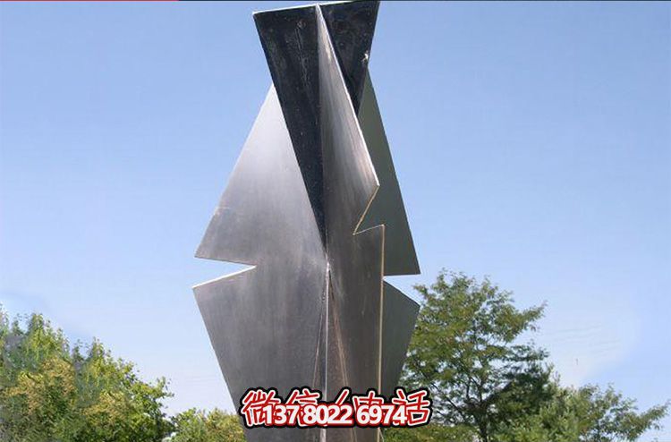 不銹鋼雕塑景觀，點綴學(xué)校、公園環(huán)境