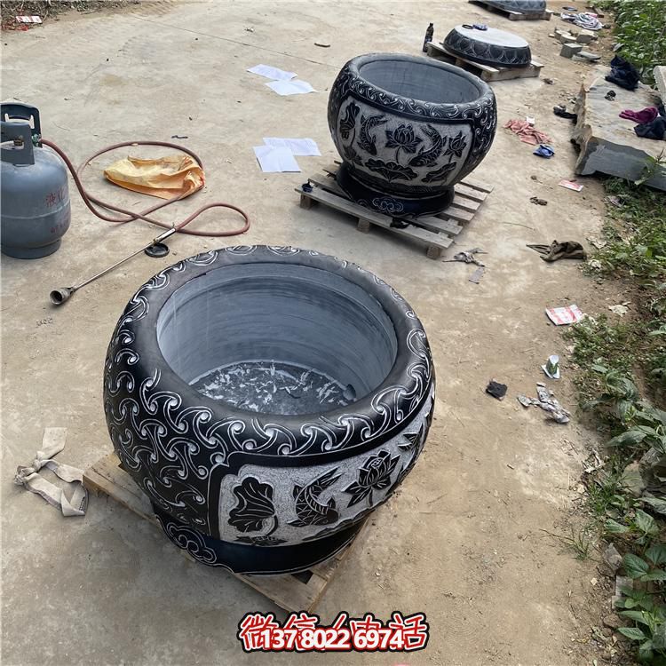 精美大理石養魚水缸，為您的景點增添美感