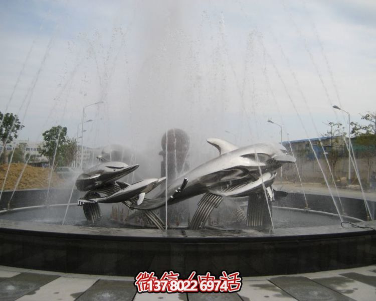 不銹鋼海豚雕塑，裝飾現代廣場的水景