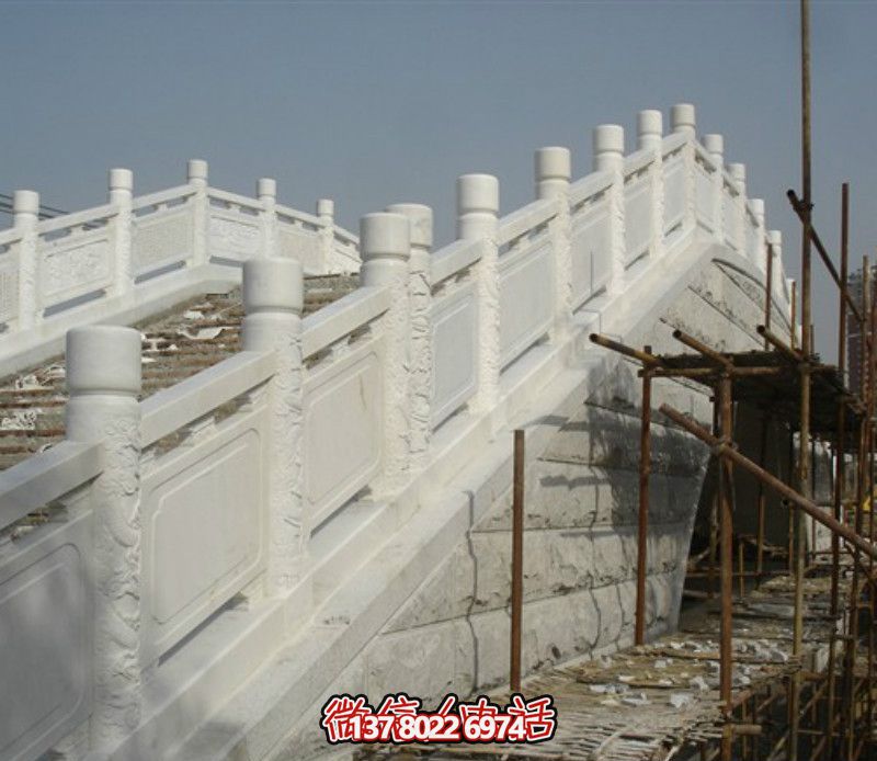 漢白玉欄桿,提升城市廣場拱橋風(fēng)采 漢白玉欄桿,提升城市廣場拱橋風(fēng)采
