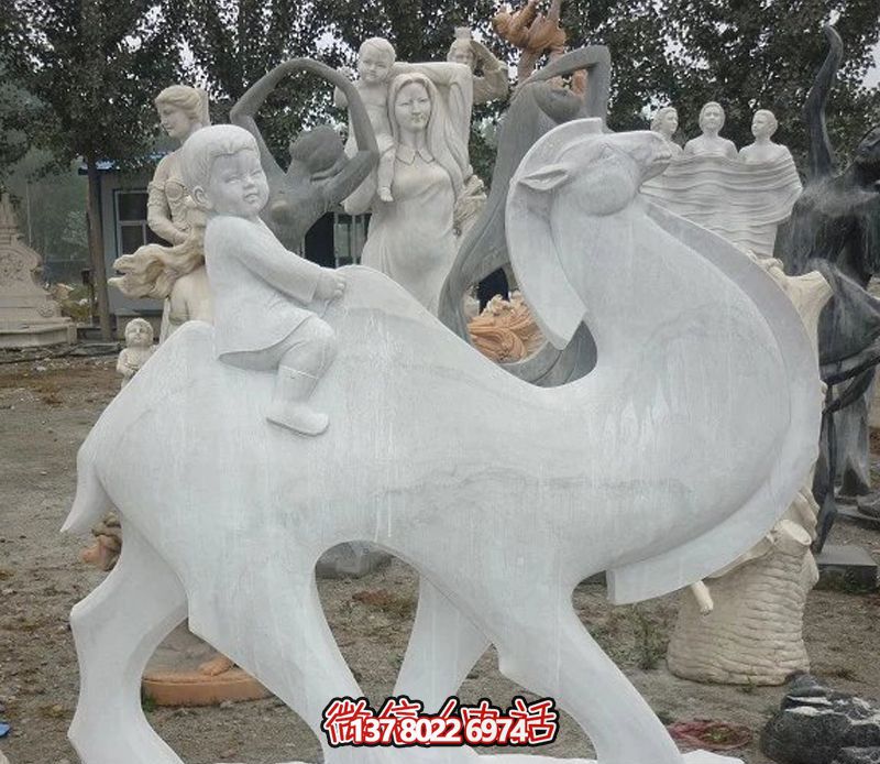 漢白玉駱駝雕塑,點綴公園里的抽象風(fēng)情 漢白玉駱駝雕塑,點綴公園里的抽象風(fēng)情