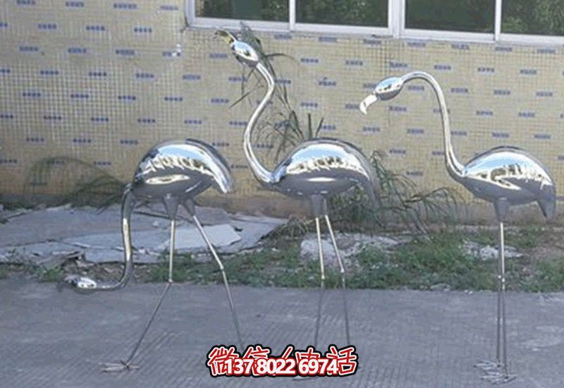 不銹鋼火烈鳥雕塑,完美擺放于室內(nèi)外庭院 不銹鋼火烈鳥雕塑,完美擺放于室內(nèi)外庭院