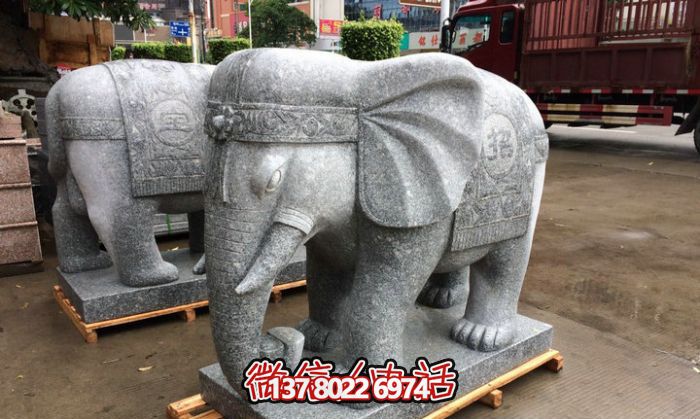 精美大理石雕塑藝術品，驚艷展現大象的宏偉氣勢