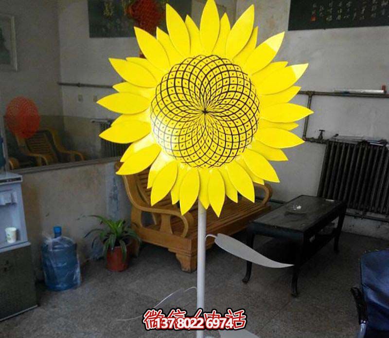 不銹鋼游樂園草坪擺放雕塑，向日葵裝飾