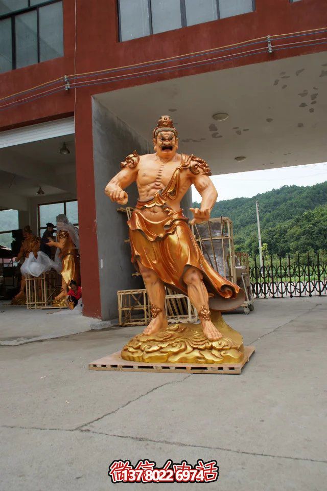 玻璃鋼噴金烤漆大型戶外人物景觀天王雕塑——絢麗多彩的藝術(shù)珍品 玻璃鋼噴金烤漆大型戶外人物景觀天王雕塑——絢麗多彩的藝術(shù)珍品